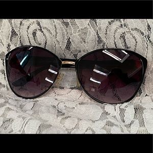 Jessica Simpson Black and Rose Gold Sunglasses